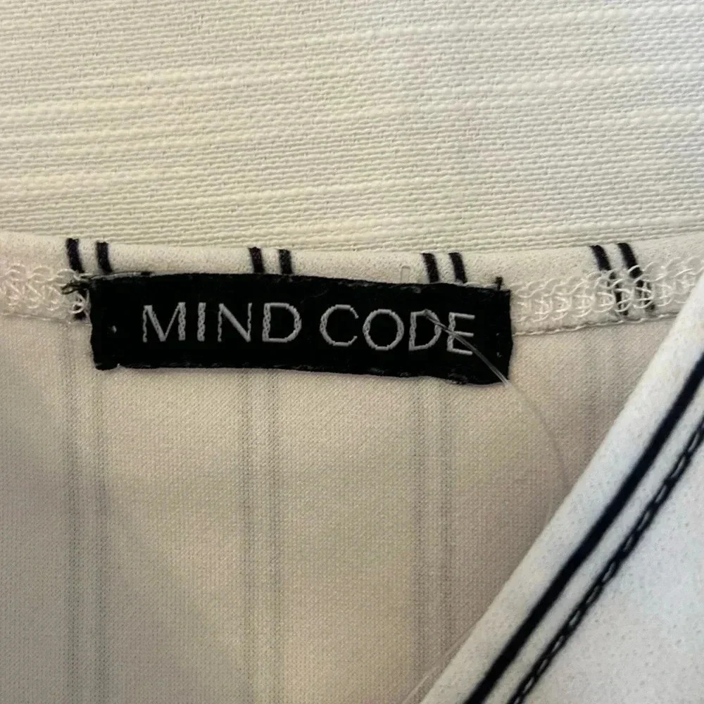 Mind Code White/Black Striped Asymmetrical Bodycon Mini Dress Juniors - Picture 5 of 7